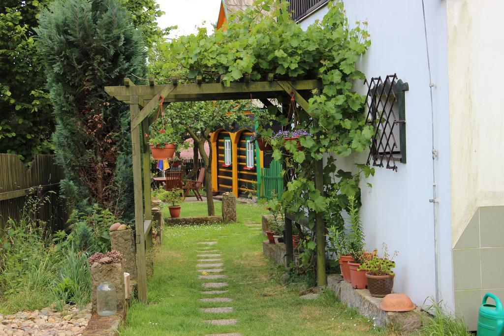 Penzion Pod Rozhlednou Janov Exterior foto